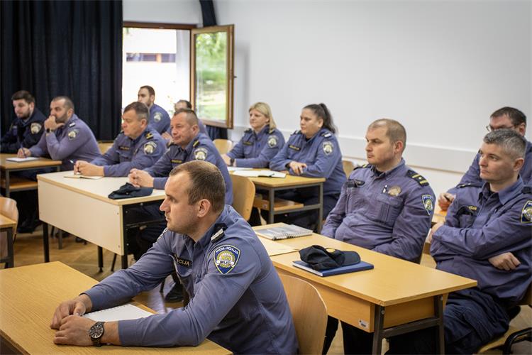 Slika /02_vijesti/2024/04_Travanj/kontakt/2404_Tečaj KP_02.jpg